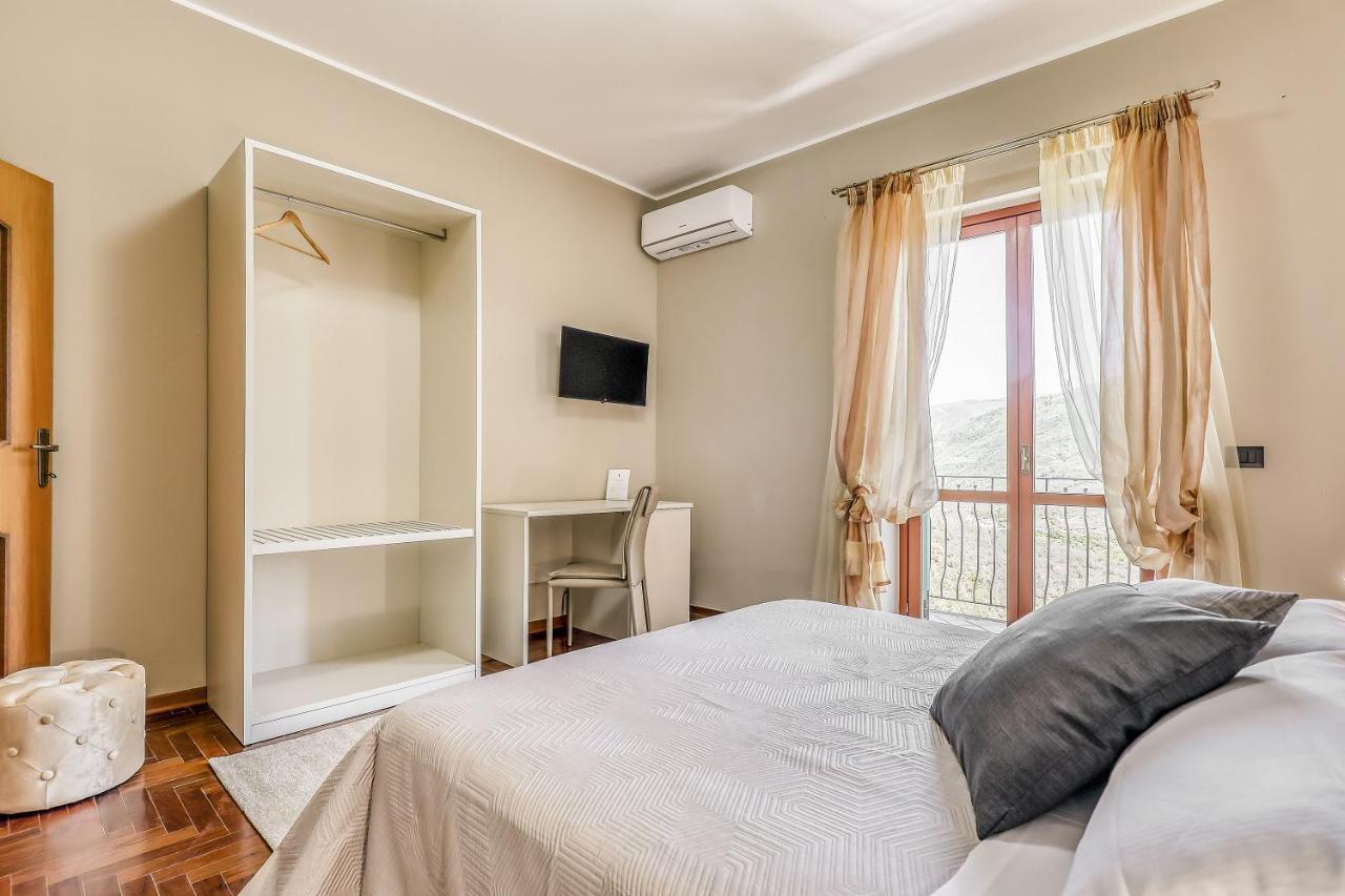 Hotel Villa De Santis Montefranco Dış mekan fotoğraf